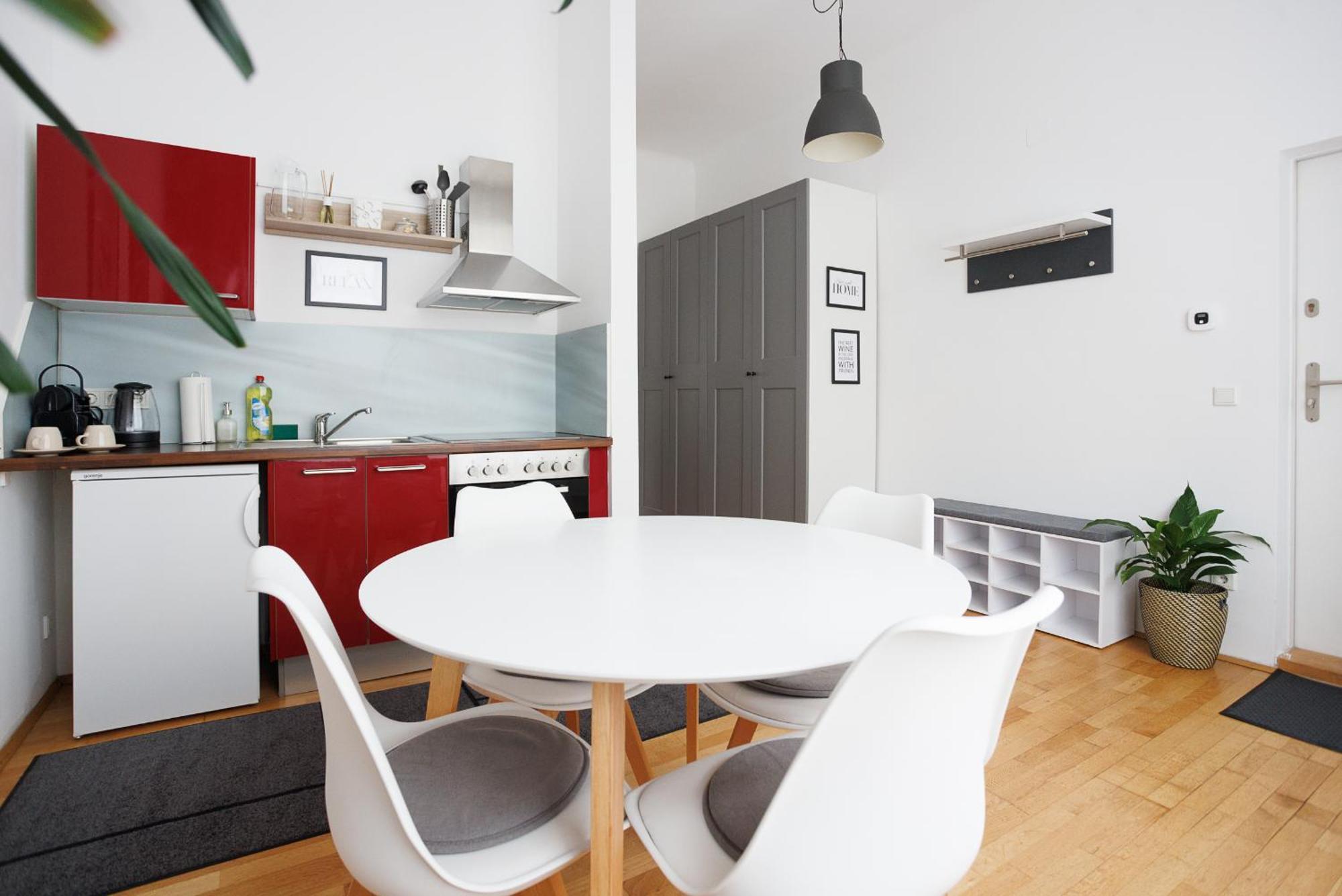 #29 Heaven Messe/Prater Appartement Wenen Buitenkant foto